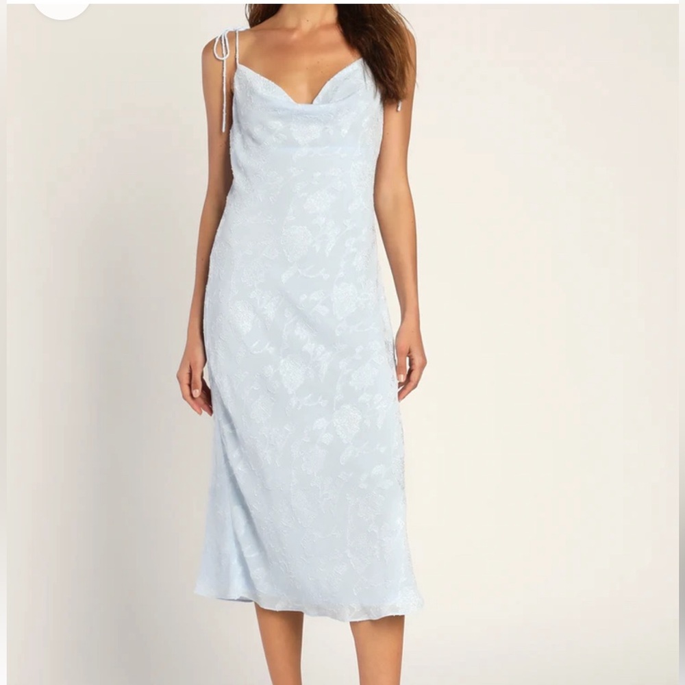 NWT Size M Lulus Light Blue Floral Tie-Strap MIDI Cocktail Dress